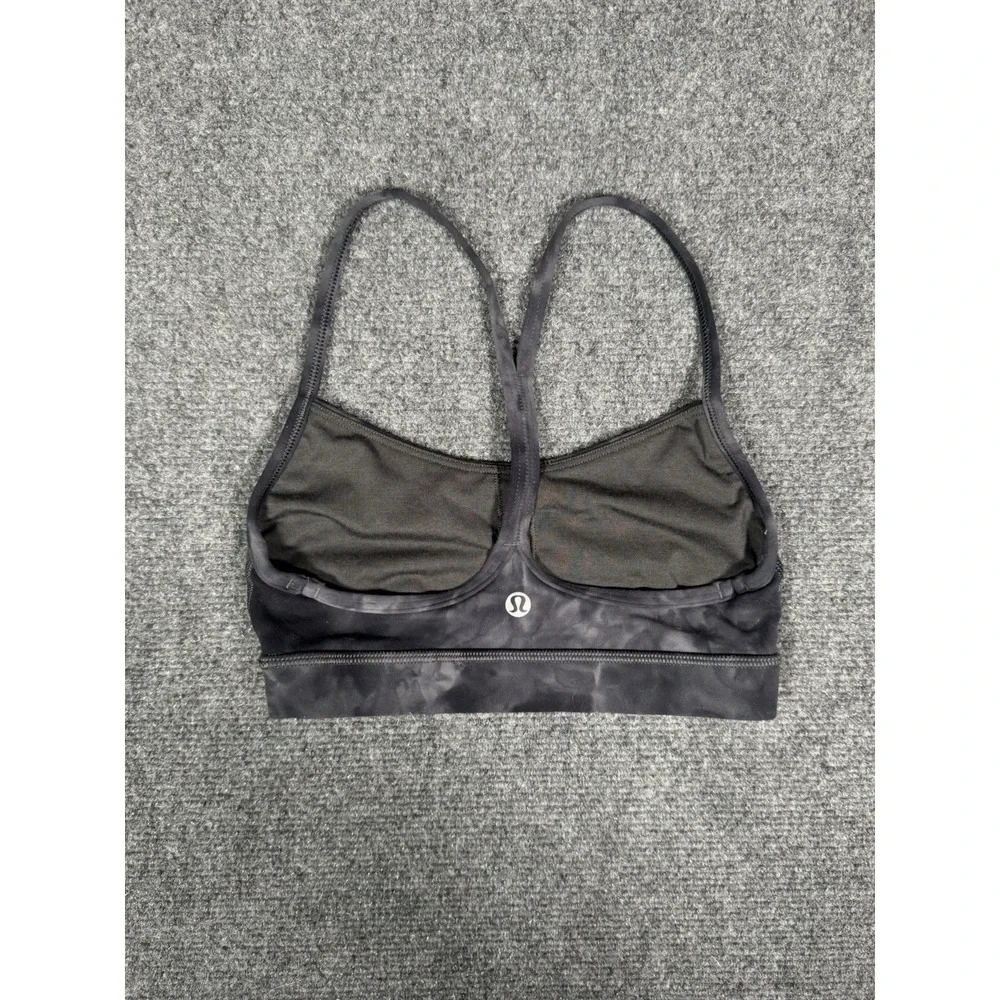Lululemon Flow Y Bra Nulu Womens 2 Gray Racerback Sport Bra Yoga‎ Gym B/C Cup
